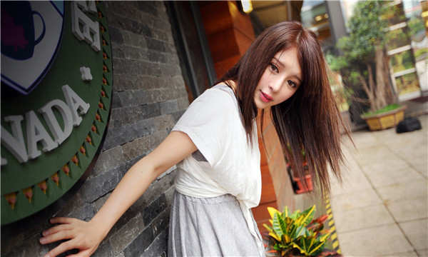魏都想找一个女性生孩子给报酬-｛找个女人生孩子多少钱｝